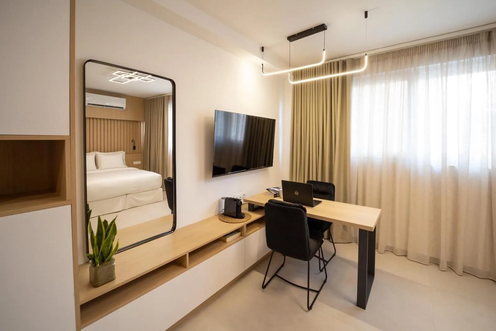 Eria Suites Szaloniki Apartman